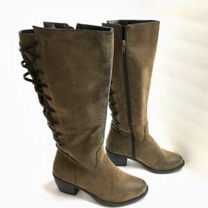 Nicole Women’s Brown Boots 5.5 M